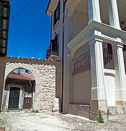 Bed & Breakfast Il Cardinale Rocca di Mezzo